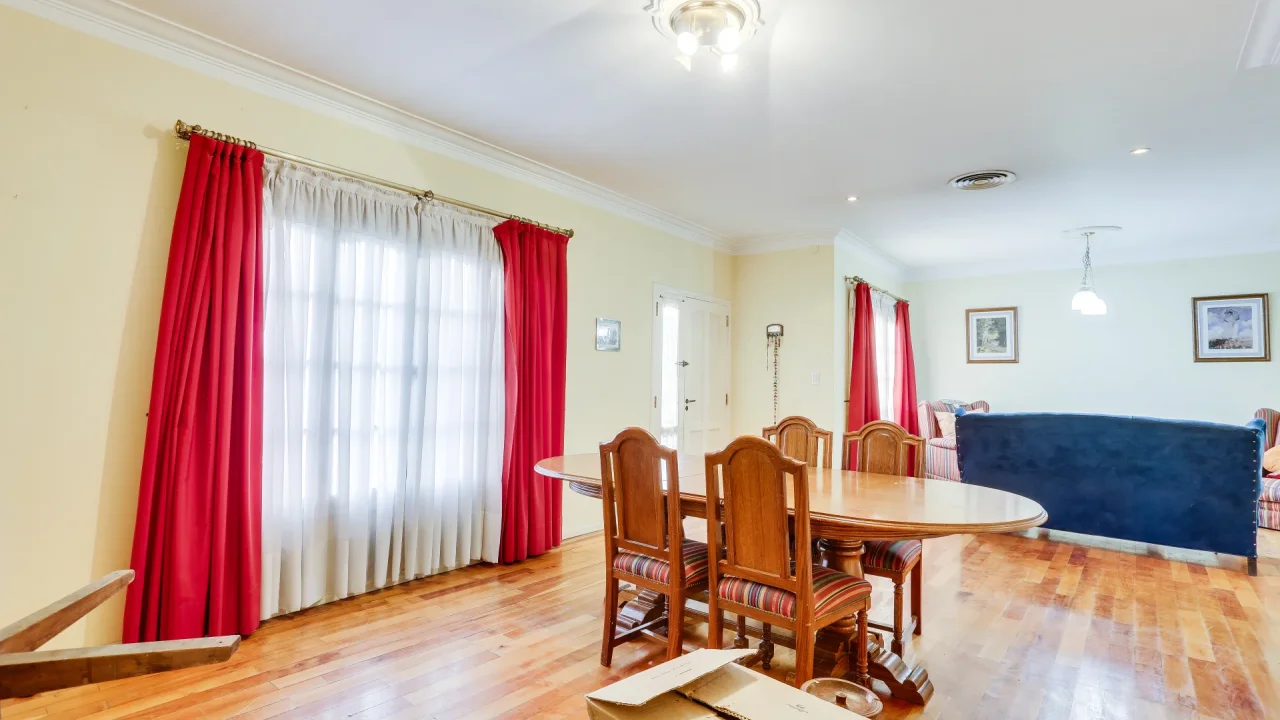 VENTA - CASA RIVADAVIA