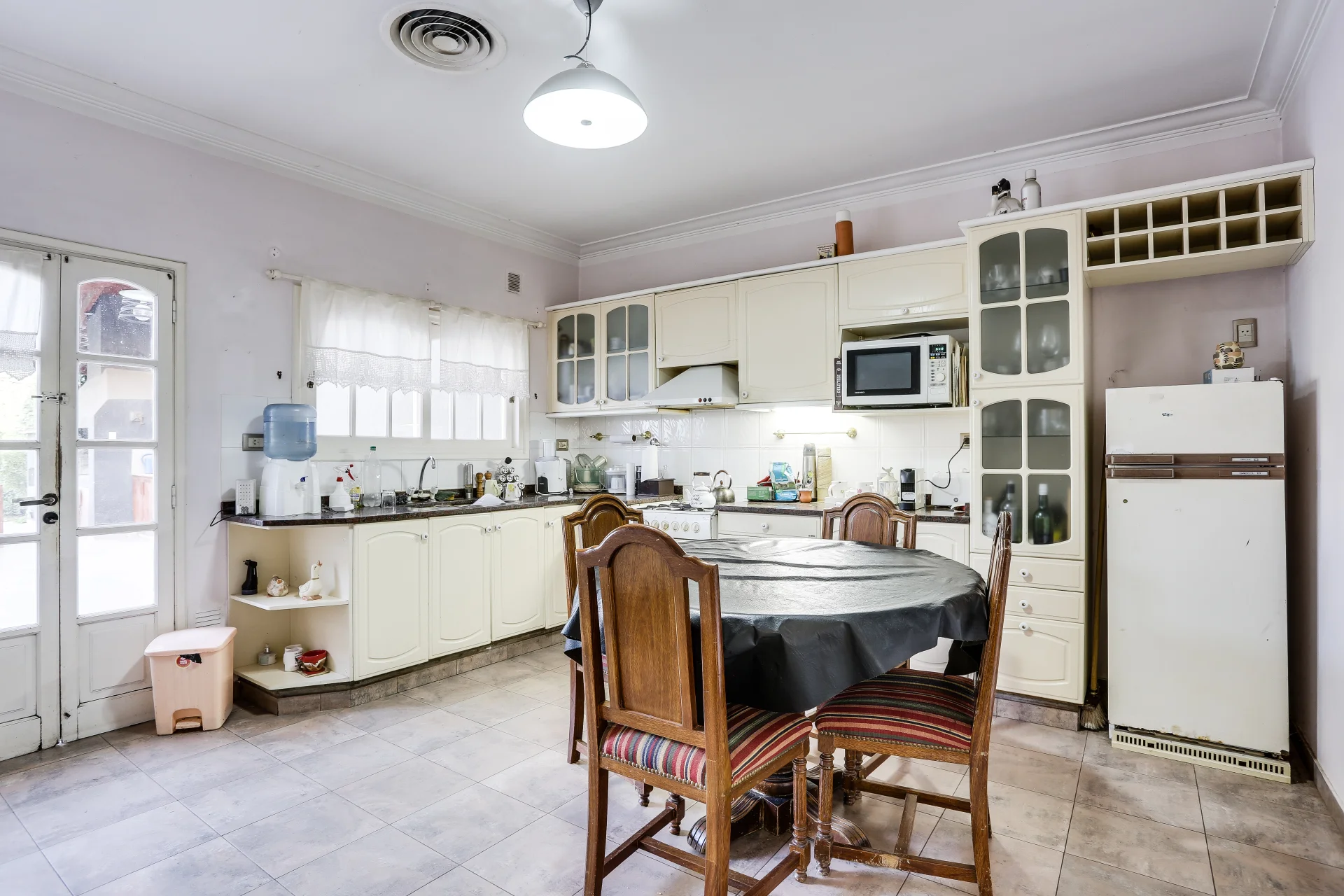 VENTA - CASA RIVADAVIA