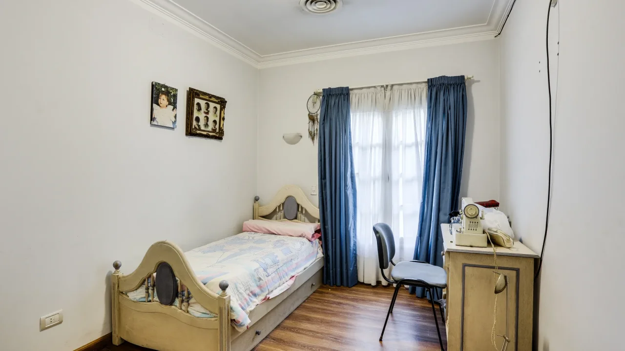 VENTA - CASA RIVADAVIA