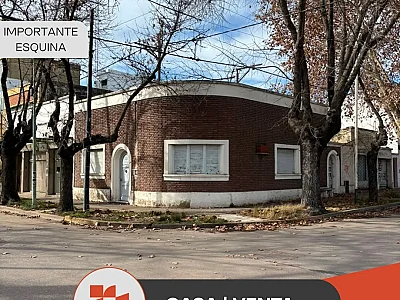 VENTA | IMPORTANTE ESQUINA DE LA CIUDAD