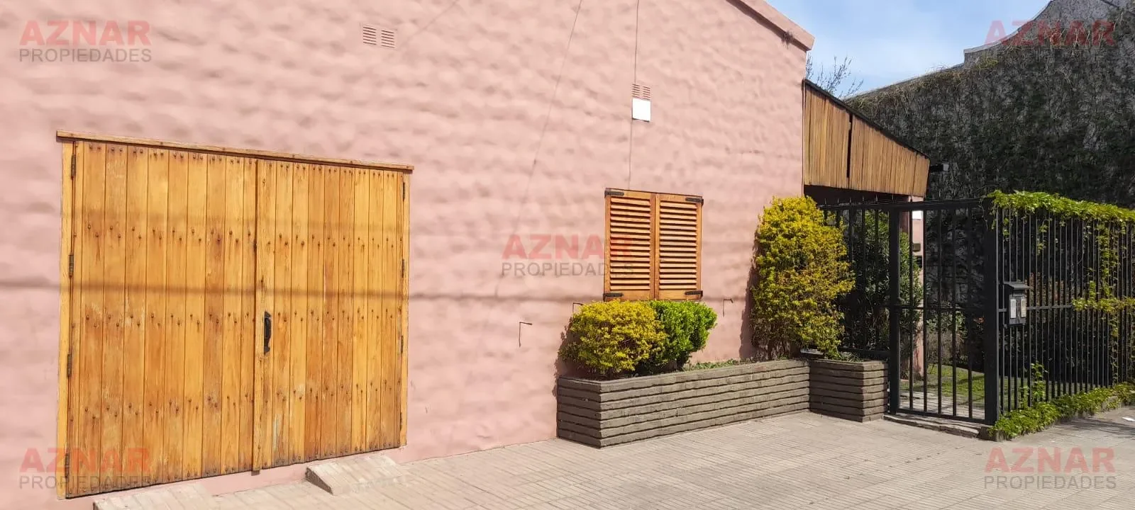Casa en venta en la calle Belgrano Nº 1839 entre Pringles y Balcarce