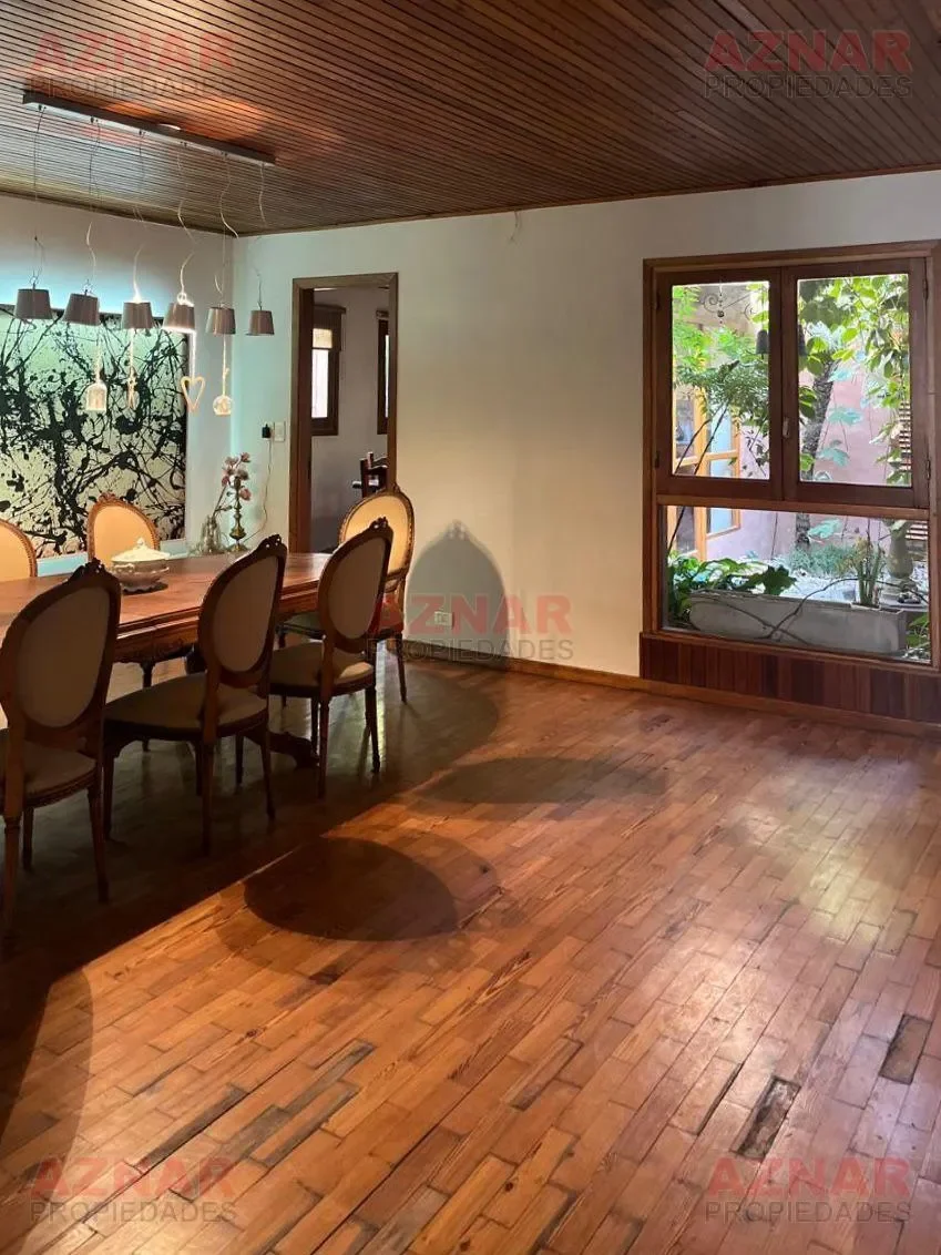 Casa en venta en la calle Belgrano Nº 1839 entre Pringles y Balcarce