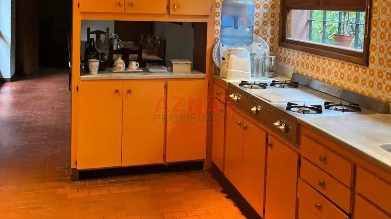 Casa en venta en la calle Belgrano Nº 1839 entre Pringles y Balcarce