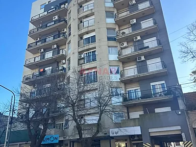Depto. en venta en Pellegrini N°1644 e/ Suarez y Rauch- Edificio Adventus