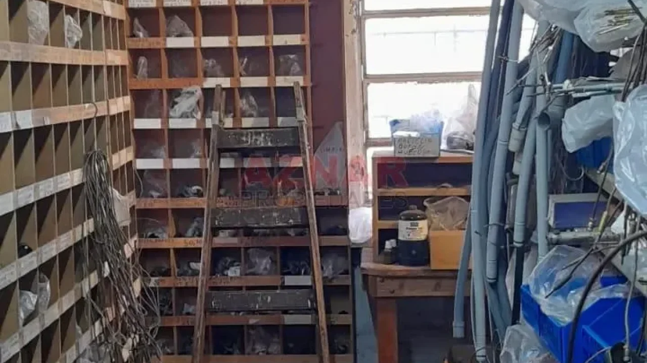 Fondo de Comercio en Venta en la calle Macaya N° 390 entre Alem y San Martin