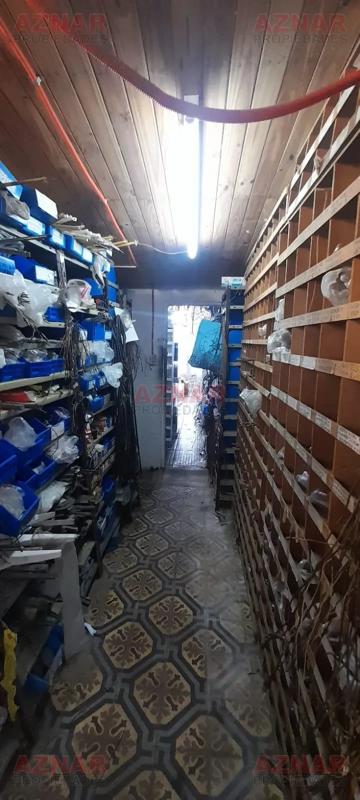 Fondo de Comercio en Venta en la calle Macaya N° 390 entre Alem y San Martin