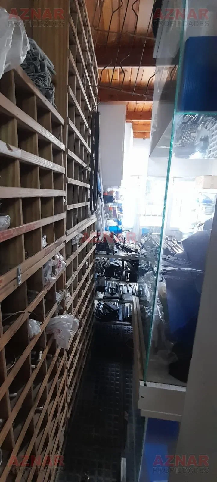 Fondo de Comercio en Venta en la calle Macaya N° 390 entre Alem y San Martin