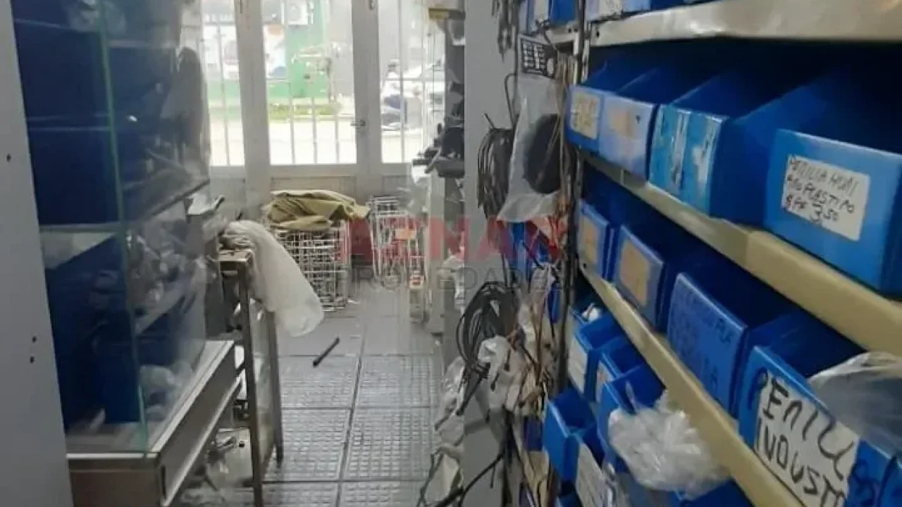 Fondo de Comercio en Venta en la calle Macaya N° 390 entre Alem y San Martin