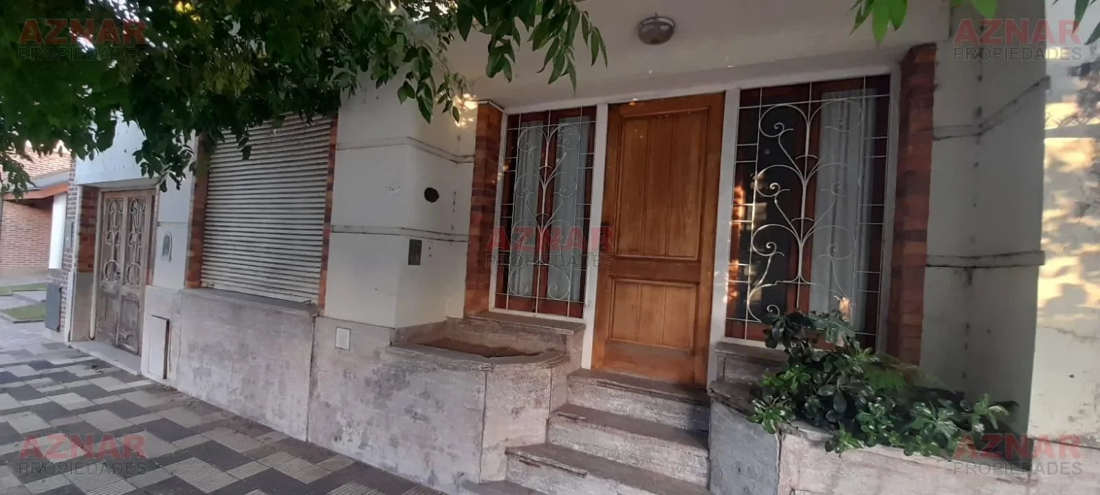 Casa en venta en Lavalle N° 345 entre 12 de Octubre y Del Busto