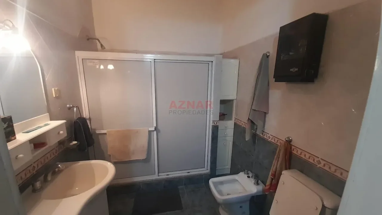 Casa en venta en Quinquela Martin N° 260 - MECHITA