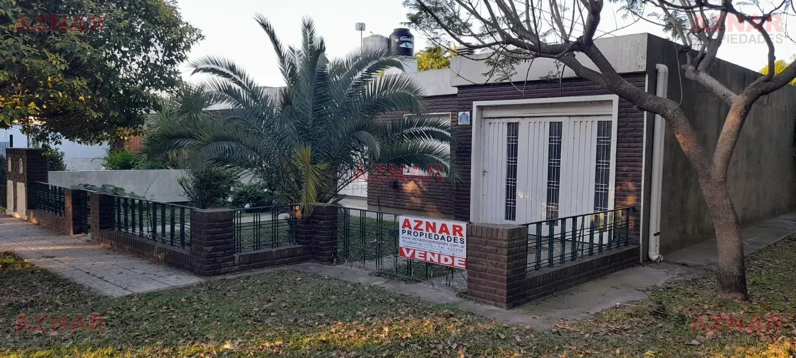 Casa en venta en Elizondo esq. Curiale (B. Coll casa 4)