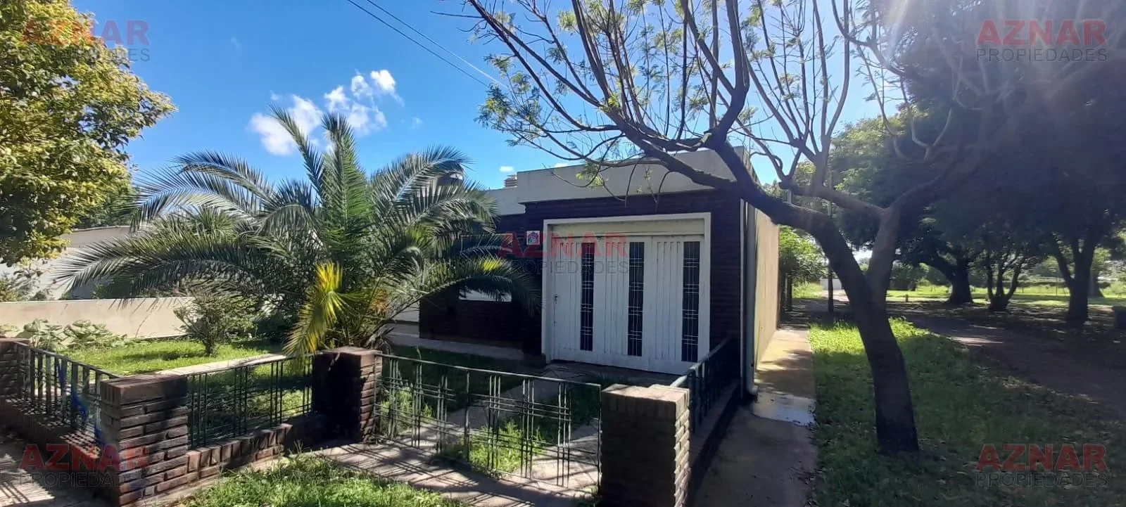 Casa en venta en Elizondo esq. Curiale (B. Coll casa 4)