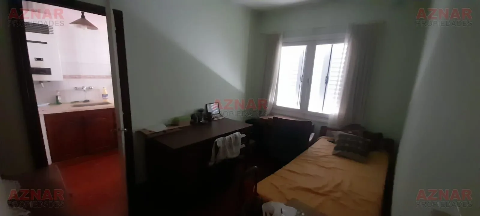 Casa en venta en Elizondo esq. Curiale (B. Coll casa 4)
