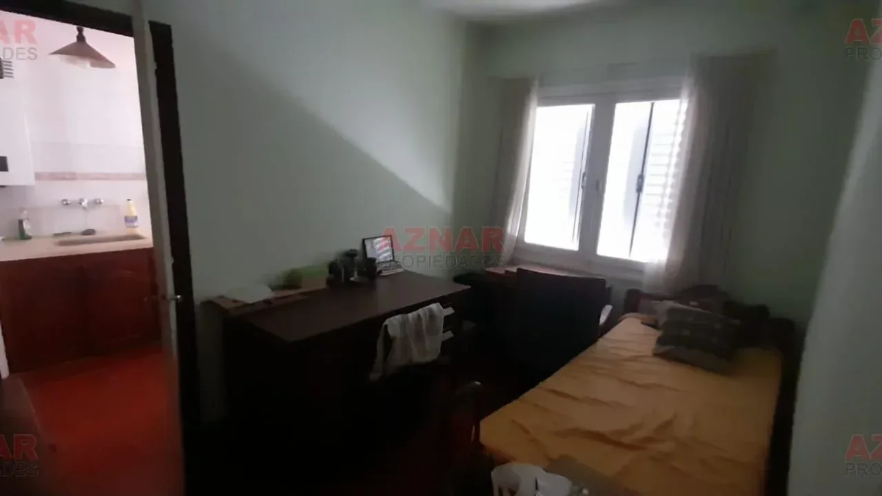 Casa en venta en Elizondo esq. Curiale (B. Coll casa 4)