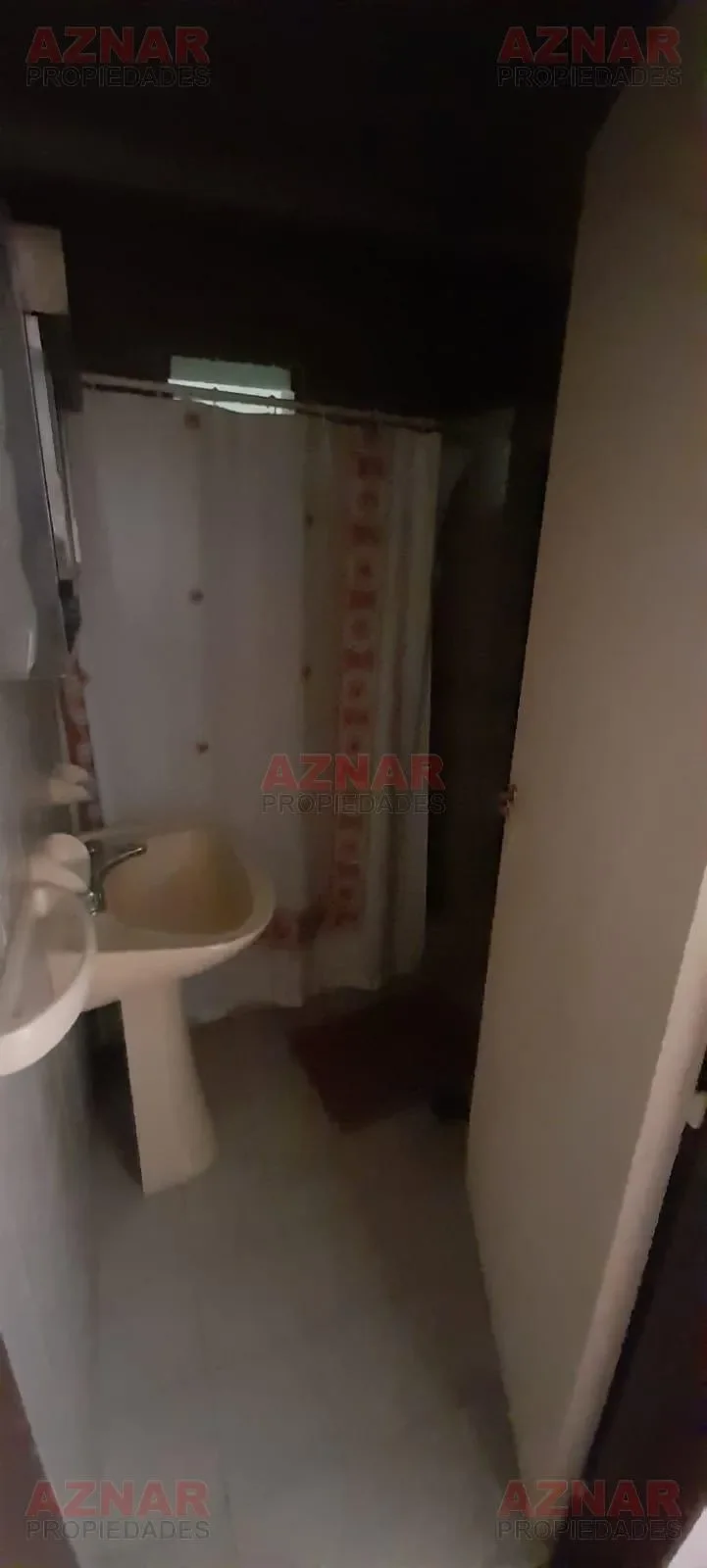 Casa en venta en Elizondo esq. Curiale (B. Coll casa 4)