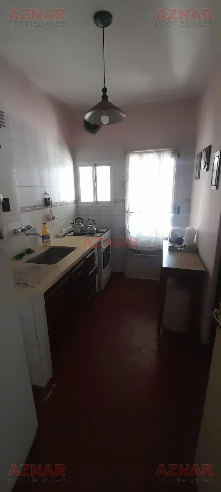 Casa en venta en Elizondo esq. Curiale (B. Coll casa 4)