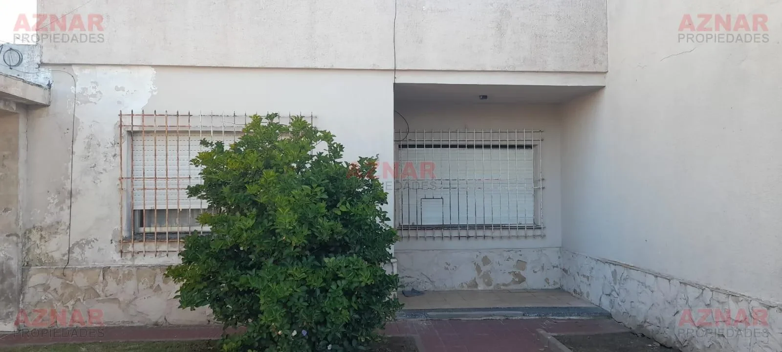 Casa en venta en Del Busto 965