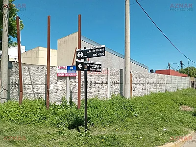 Terreno en venta en Juan Manuel de Rosas y 12 de Octubre