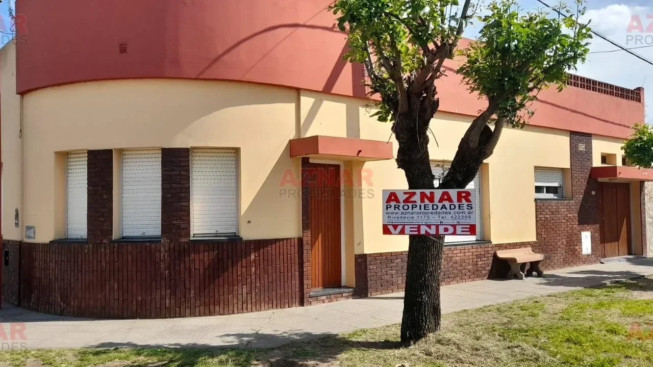 Casa en venta en Leonetti Nº 489 e/ Avellaneda y Alem