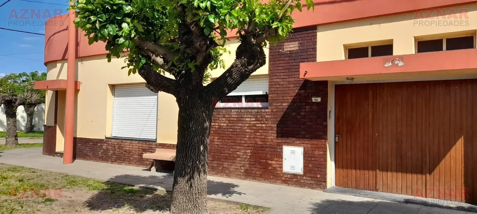 Casa en venta en Leonetti Nº 489 e/ Avellaneda y Alem