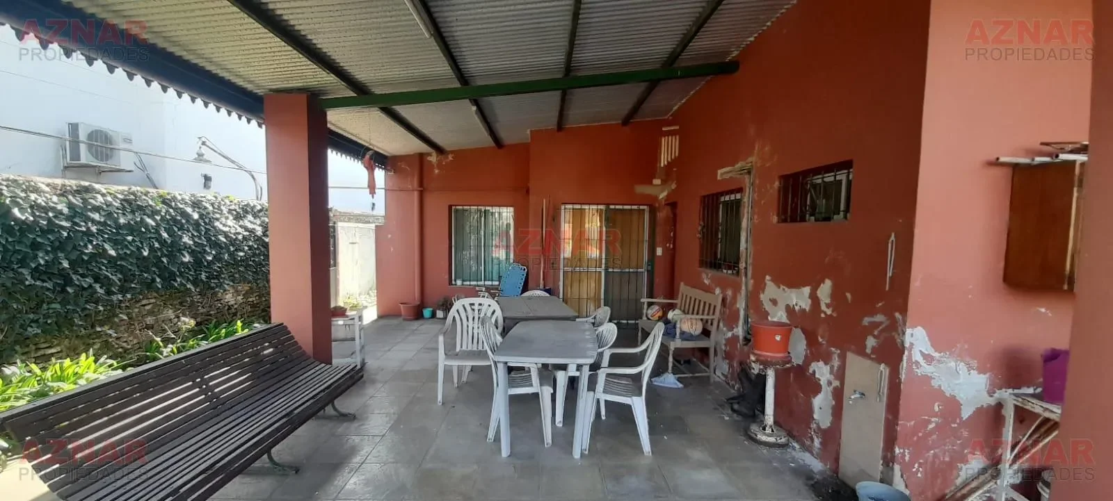 Casa con Local en venta en Gral. Paz Nº 1665