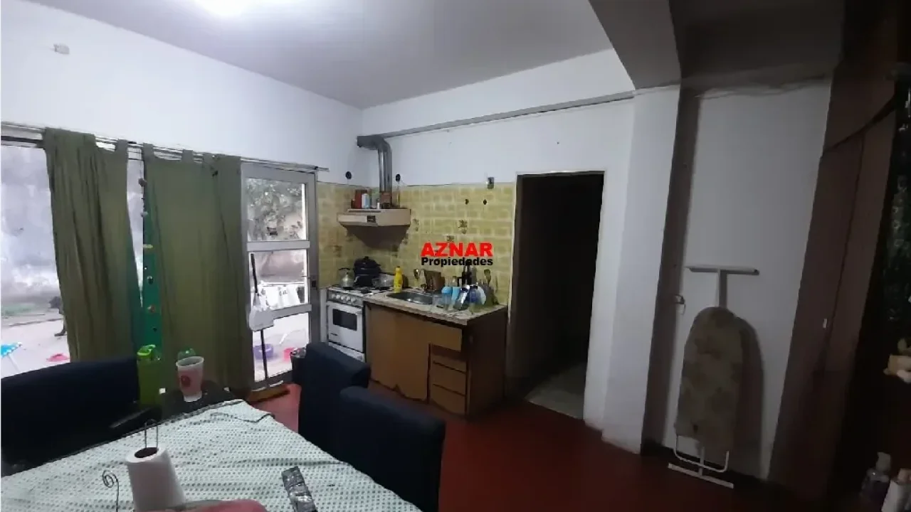Departamento en venta en Aguirre N° 120 e/ Pellegrini y Belgrano - Dto 2
