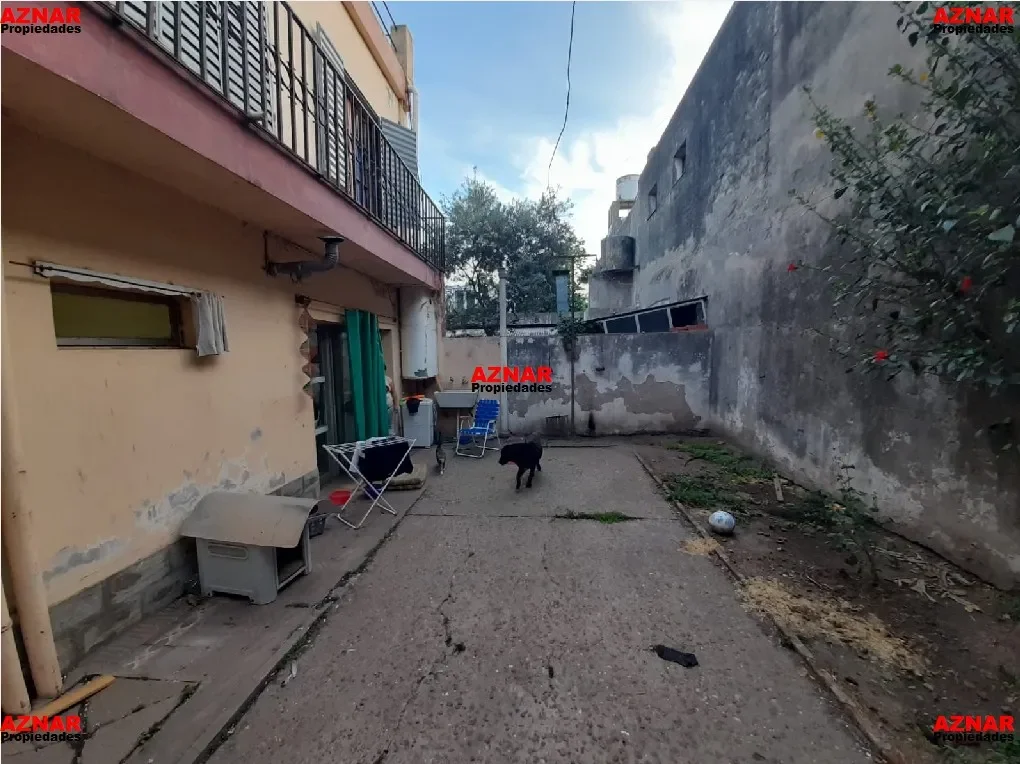 Departamento en venta en Aguirre N° 120 e/ Pellegrini y Belgrano - Dto 2