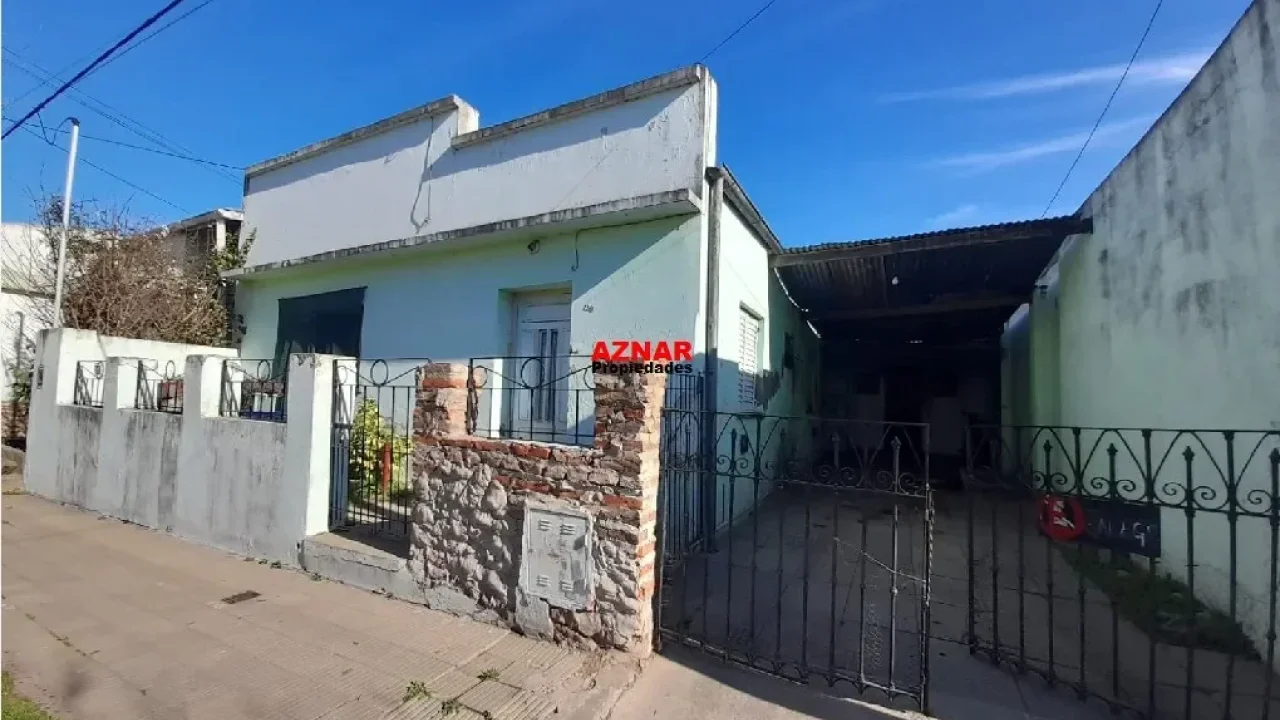 Casa en venta en Salta N° 1765  e/ Pringles y Rauch