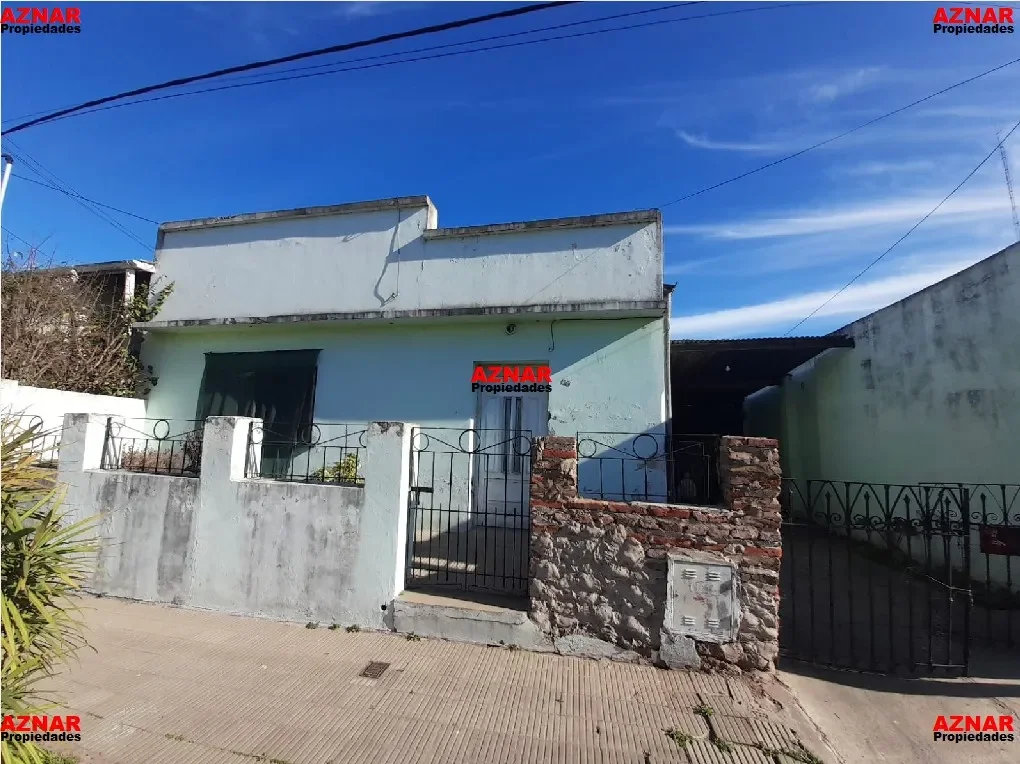 Casa en venta en Salta N° 1765  e/ Pringles y Rauch