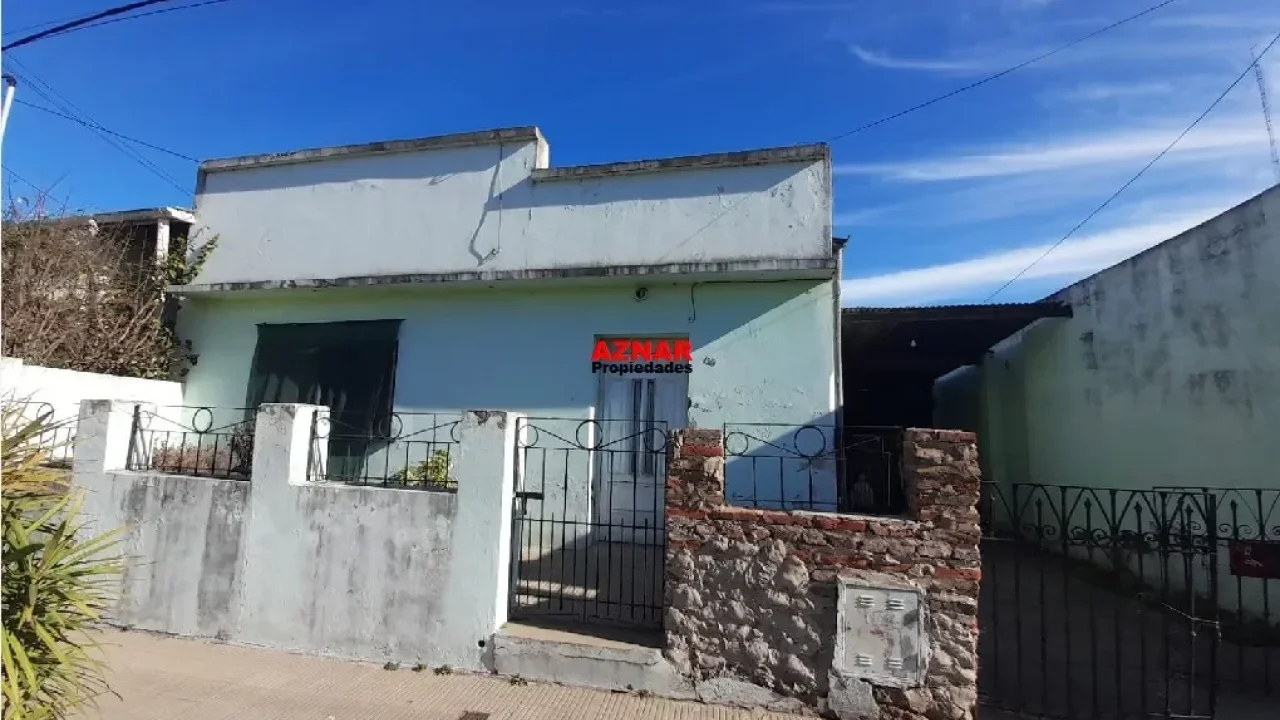 Casa en venta en Salta N° 1765  e/ Pringles y Rauch