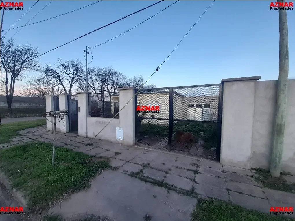 Casa en venta en Sargento Cabral 916 esquina Gral. Paz