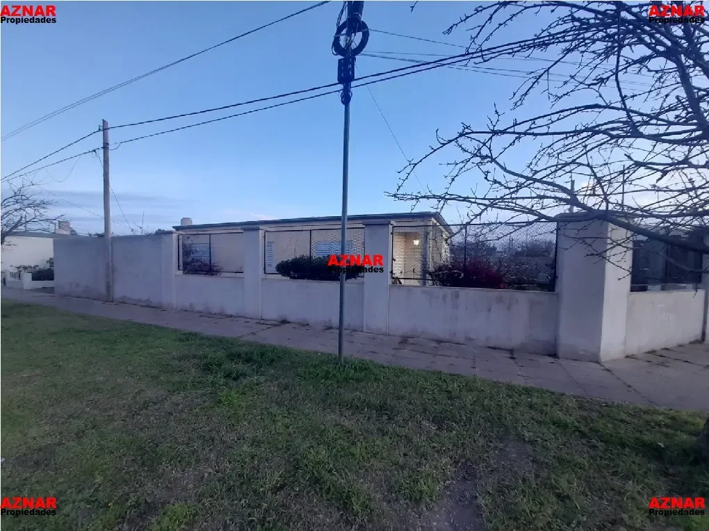Casa en venta en Sargento Cabral 916 esquina Gral. Paz