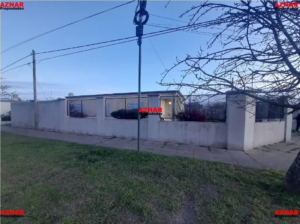 Casa en venta en Sargento Cabral 916 esquina Gral. Paz