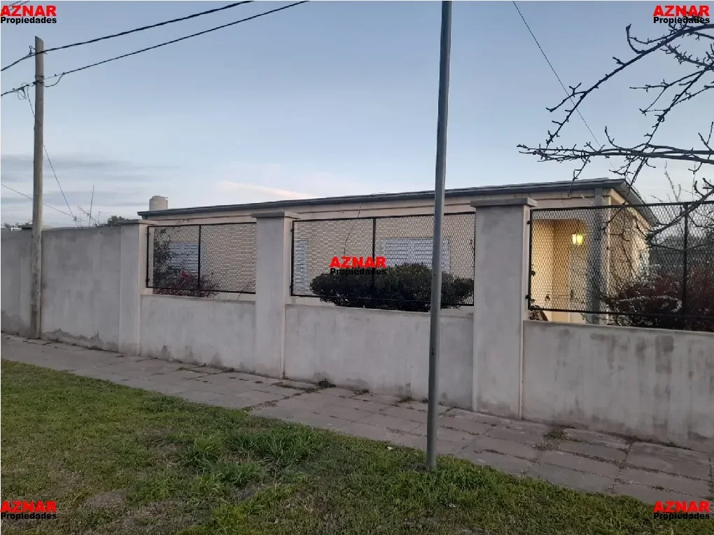 Casa en venta en Sargento Cabral 916 esquina Gral. Paz