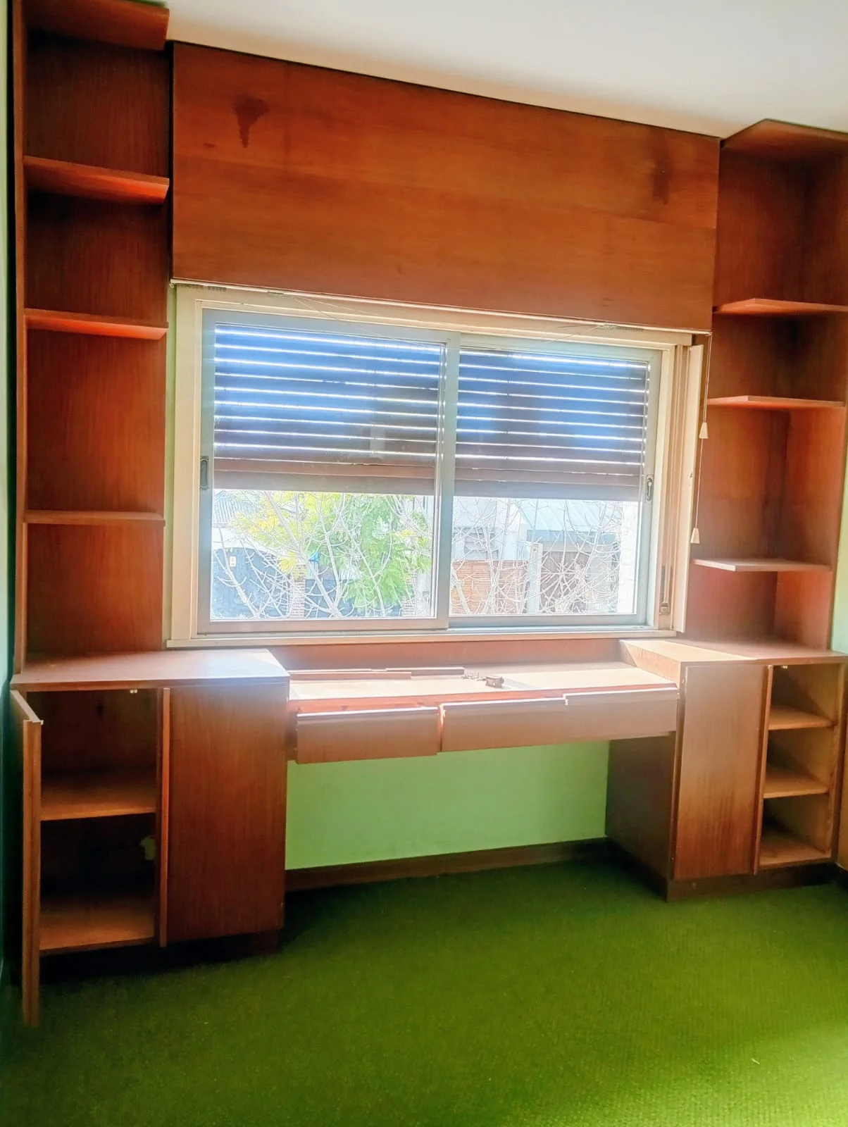 EN VENTA, CASA SOBRE CALLE DEL BUSTO N°1753