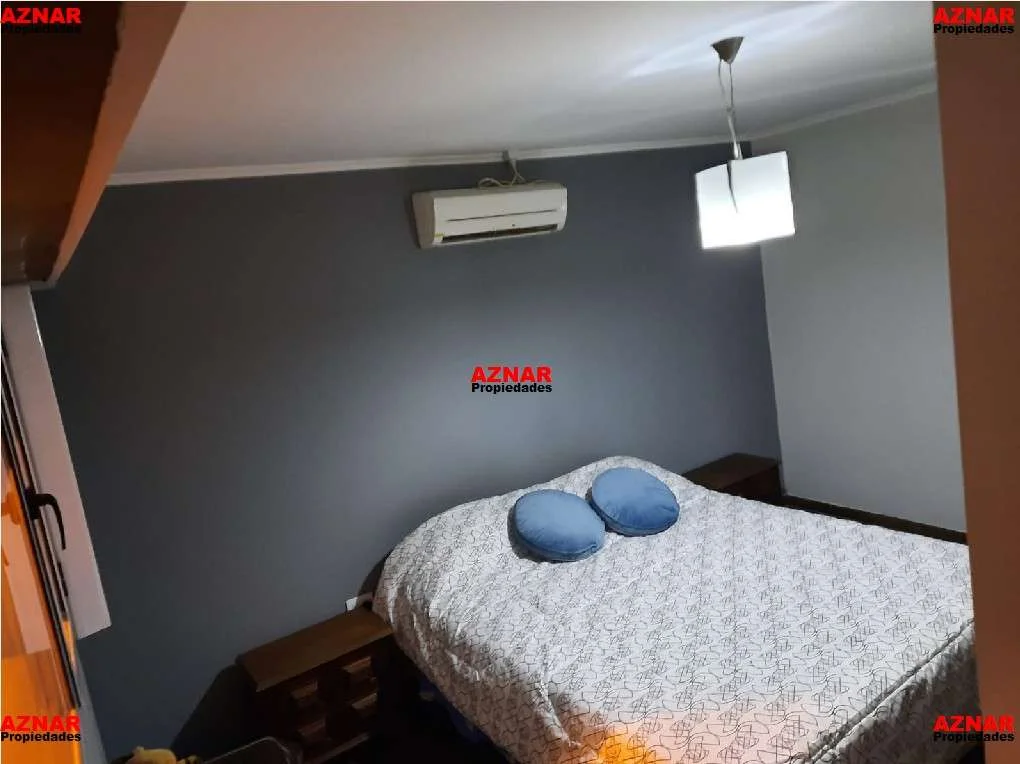 Casa en venta en Pellegrini N° 3115  e/ Curiale y Gelsomino