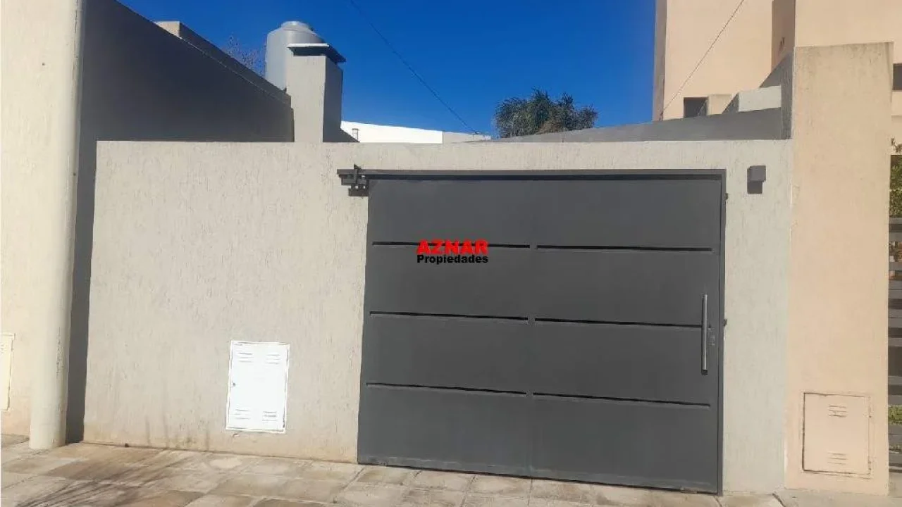 Casa en venta en Roca N° 15 e/ Rivadavia y General Paz