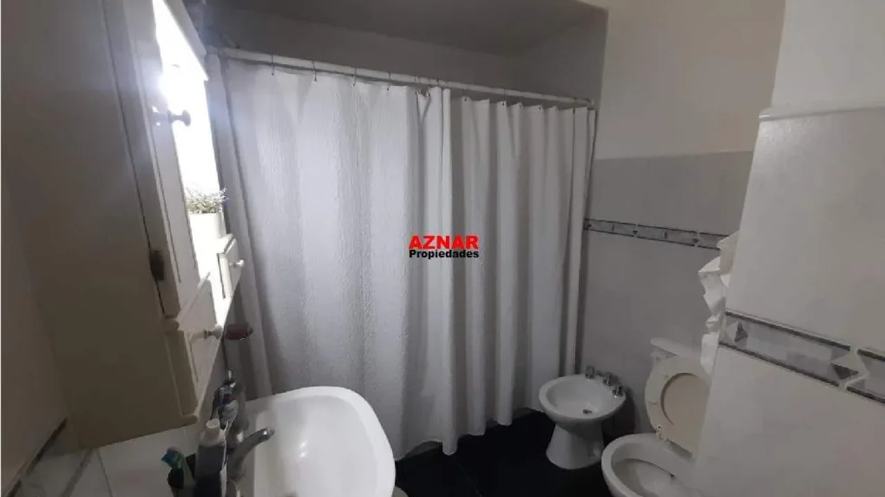 Casa en venta en Roca N° 15 e/ Rivadavia y General Paz