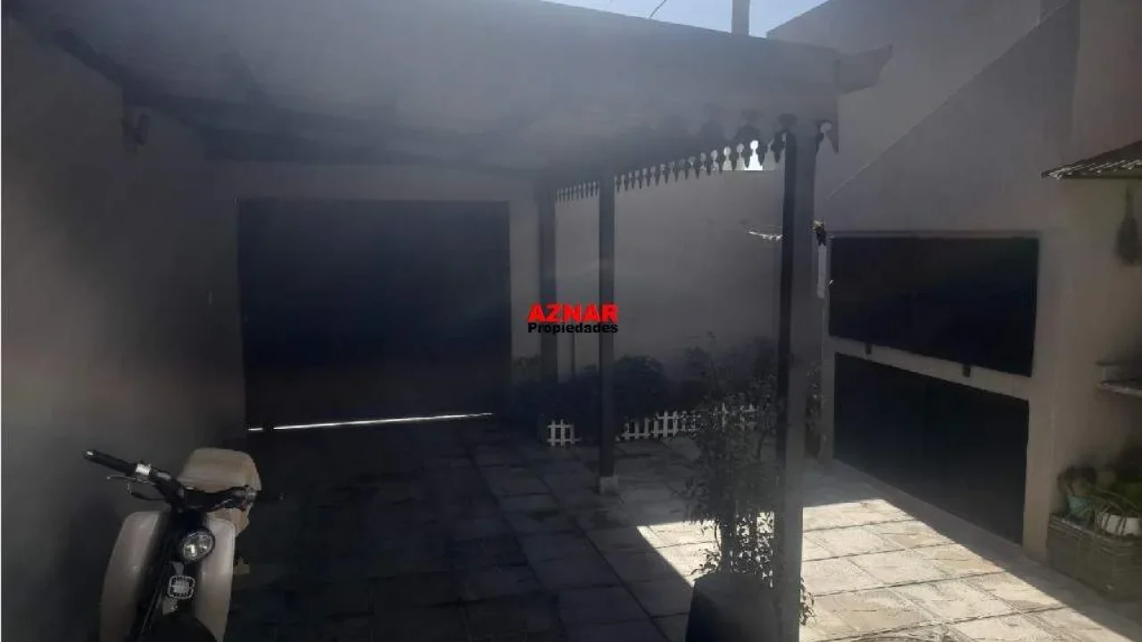 Casa en venta en Roca N° 15 e/ Rivadavia y General Paz