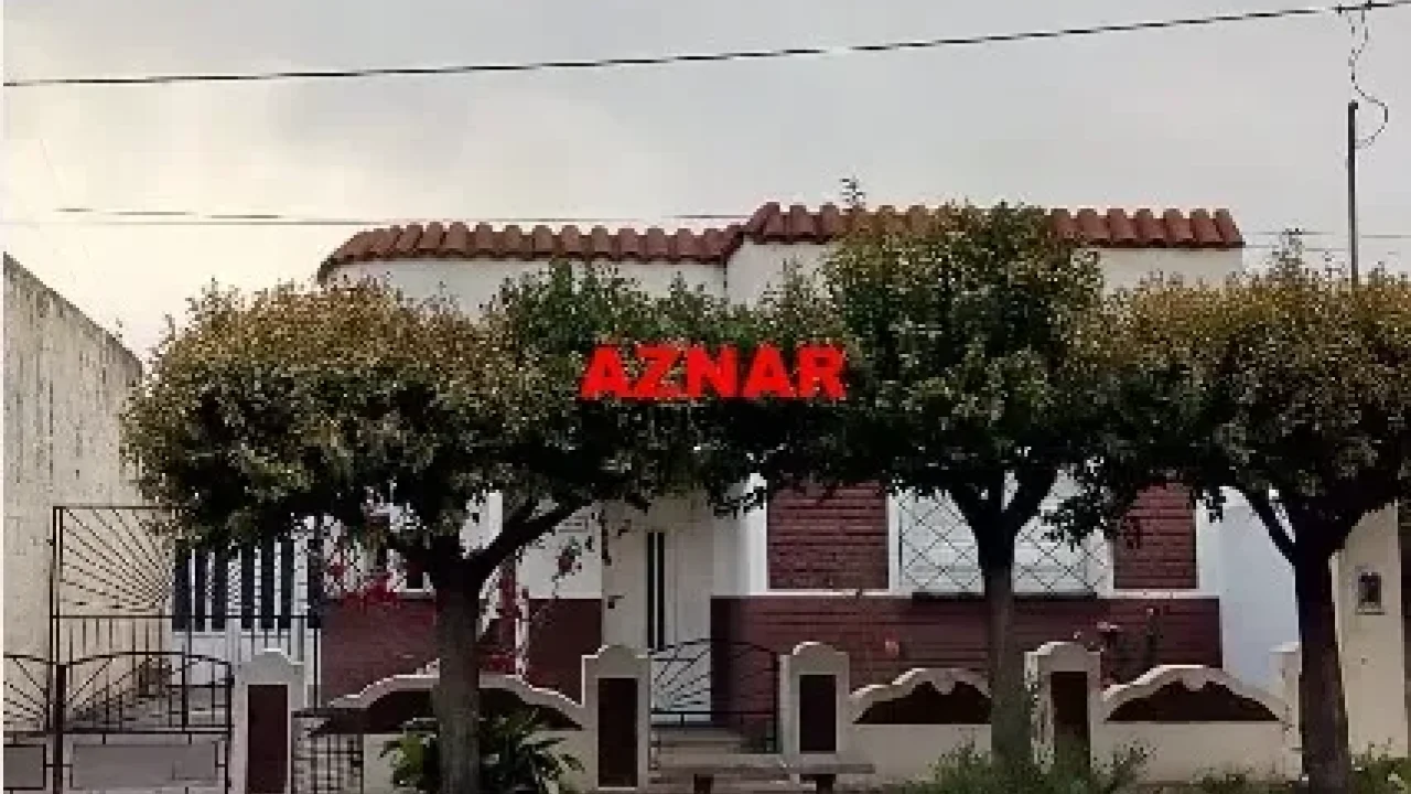 Casa en venta en Alfonsina Storni Nº380 e/ Filiberto y Manzi - MECHITA