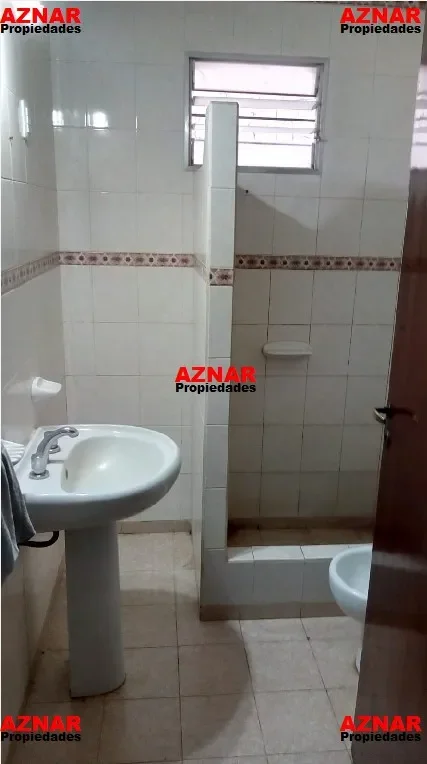 Casa en venta en Alfonsina Storni Nº380 e/ Filiberto y Manzi - MECHITA