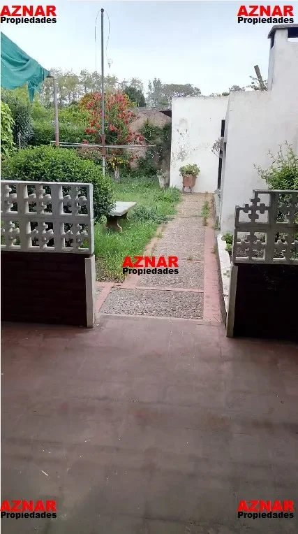 Casa en venta en Alfonsina Storni Nº380 e/ Filiberto y Manzi - MECHITA