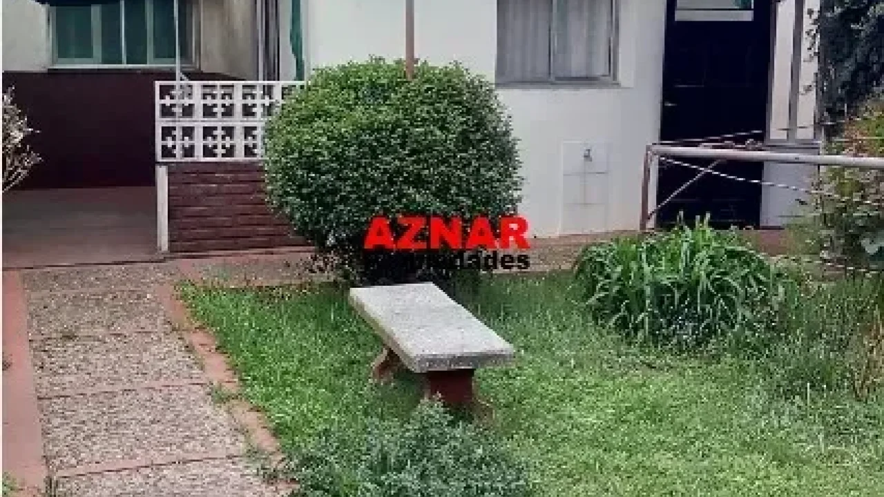 Casa en venta en Alfonsina Storni Nº380 e/ Filiberto y Manzi - MECHITA