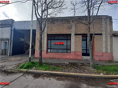 Galpón en venta en R. Escalada Nº 1642 e/ Brandsen y Maroni