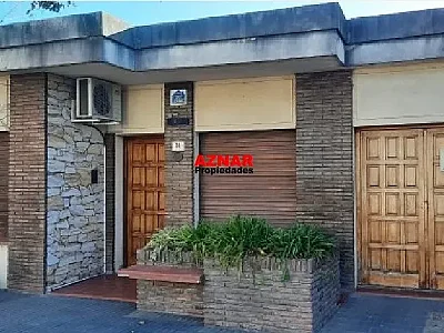 Casa en venta en Falcon Nº26 e/ Pellegrini y Rivadavia