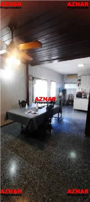 Casa en venta en Falcon Nº26 e/ Pellegrini y Rivadavia