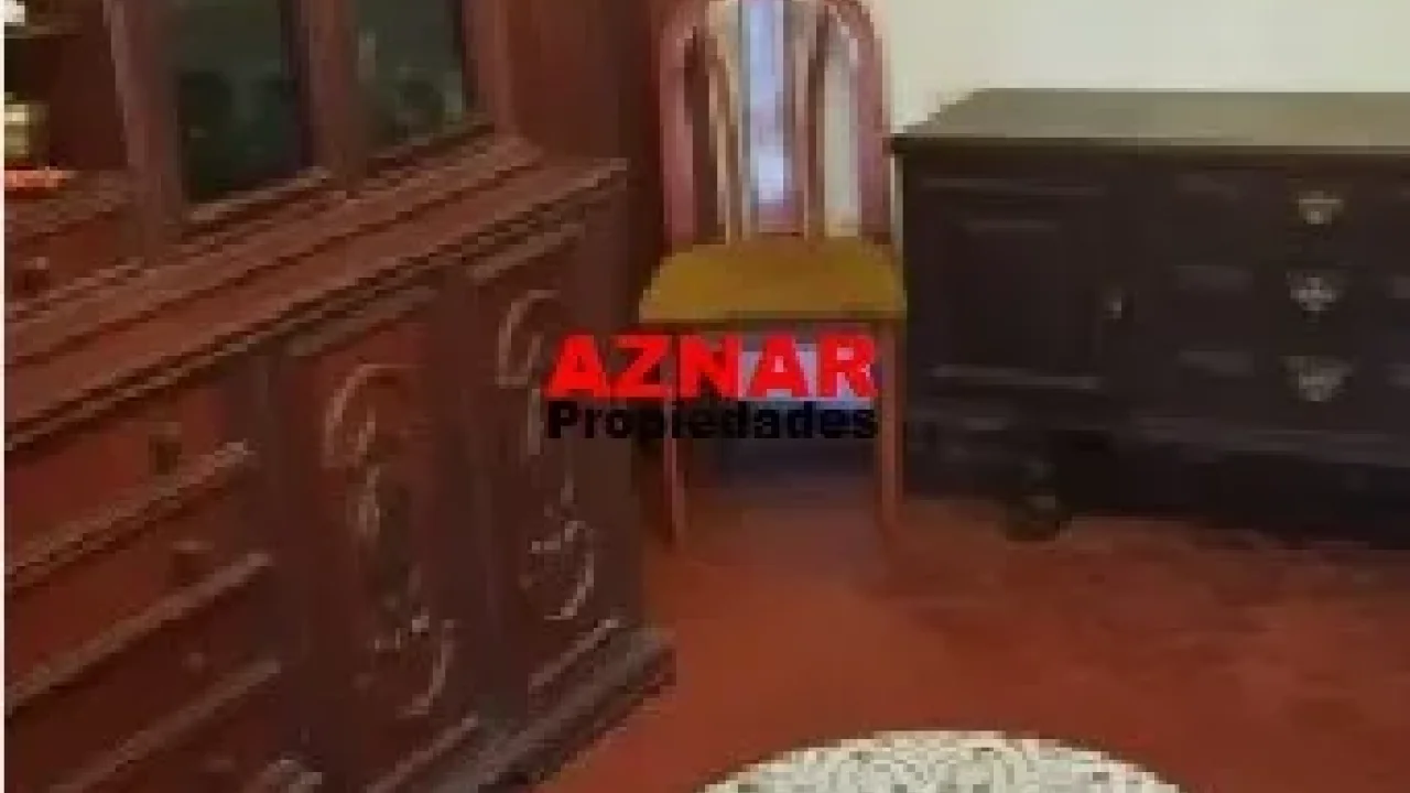 Casa en venta en Falcon Nº26 e/ Pellegrini y Rivadavia