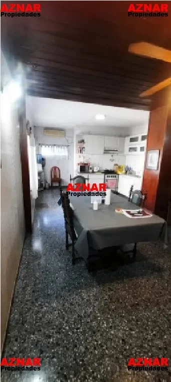 Casa en venta en Falcon Nº26 e/ Pellegrini y Rivadavia