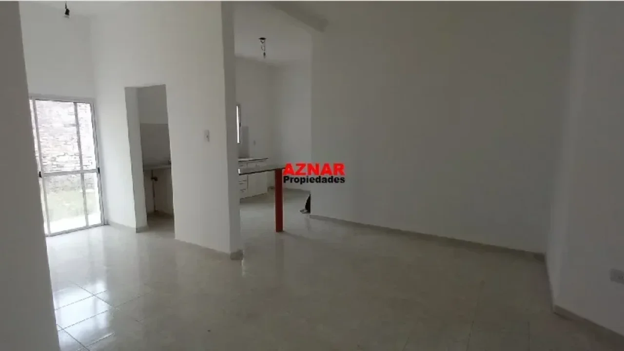 Casa en venta en Alicia M. de Justo N° 283  e/ Remedios de Escalada y San Martin