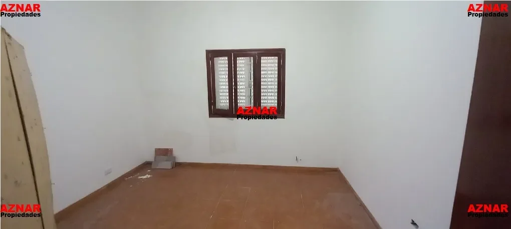 Casa en venta en Alicia M. de Justo N° 283  e/ Remedios de Escalada y San Martin